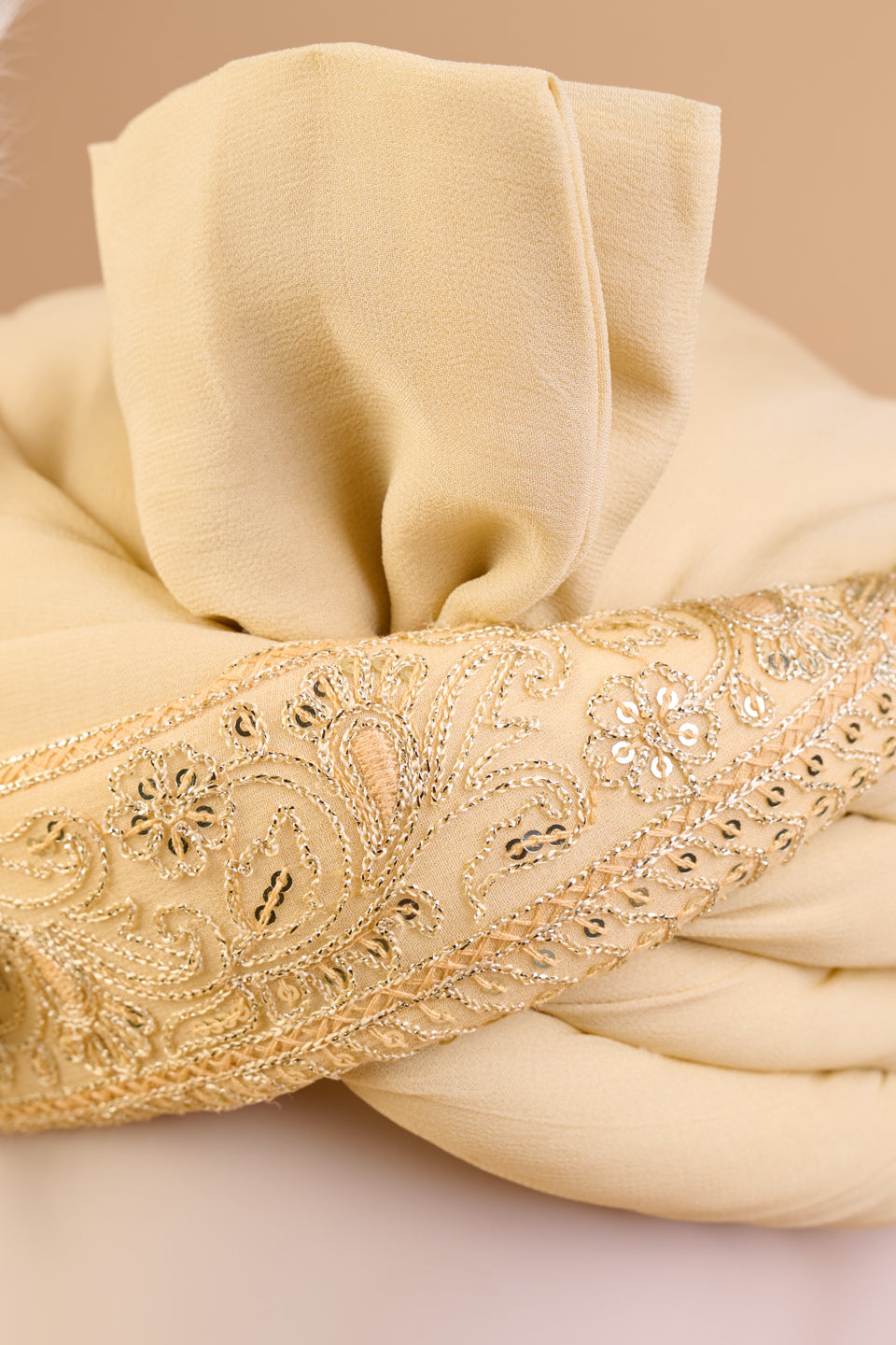 Safa With Embroidered Border And Sarpech