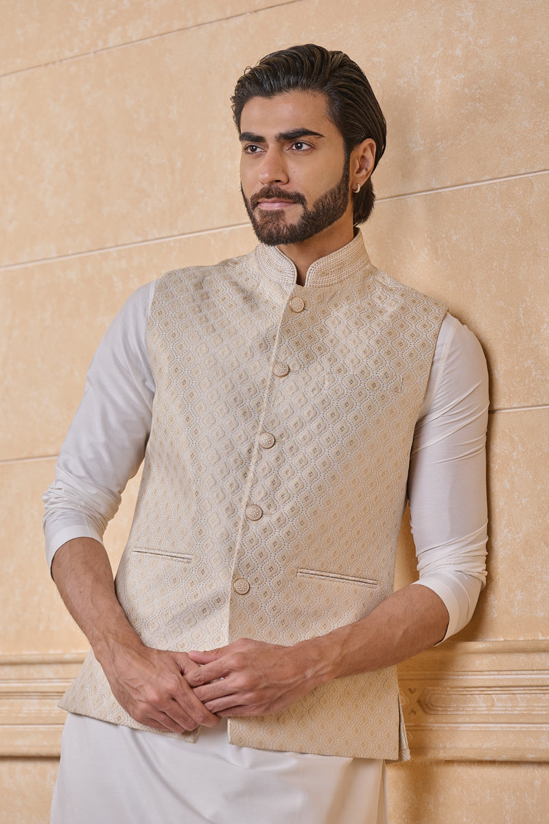 Ivory Brocade Bundi