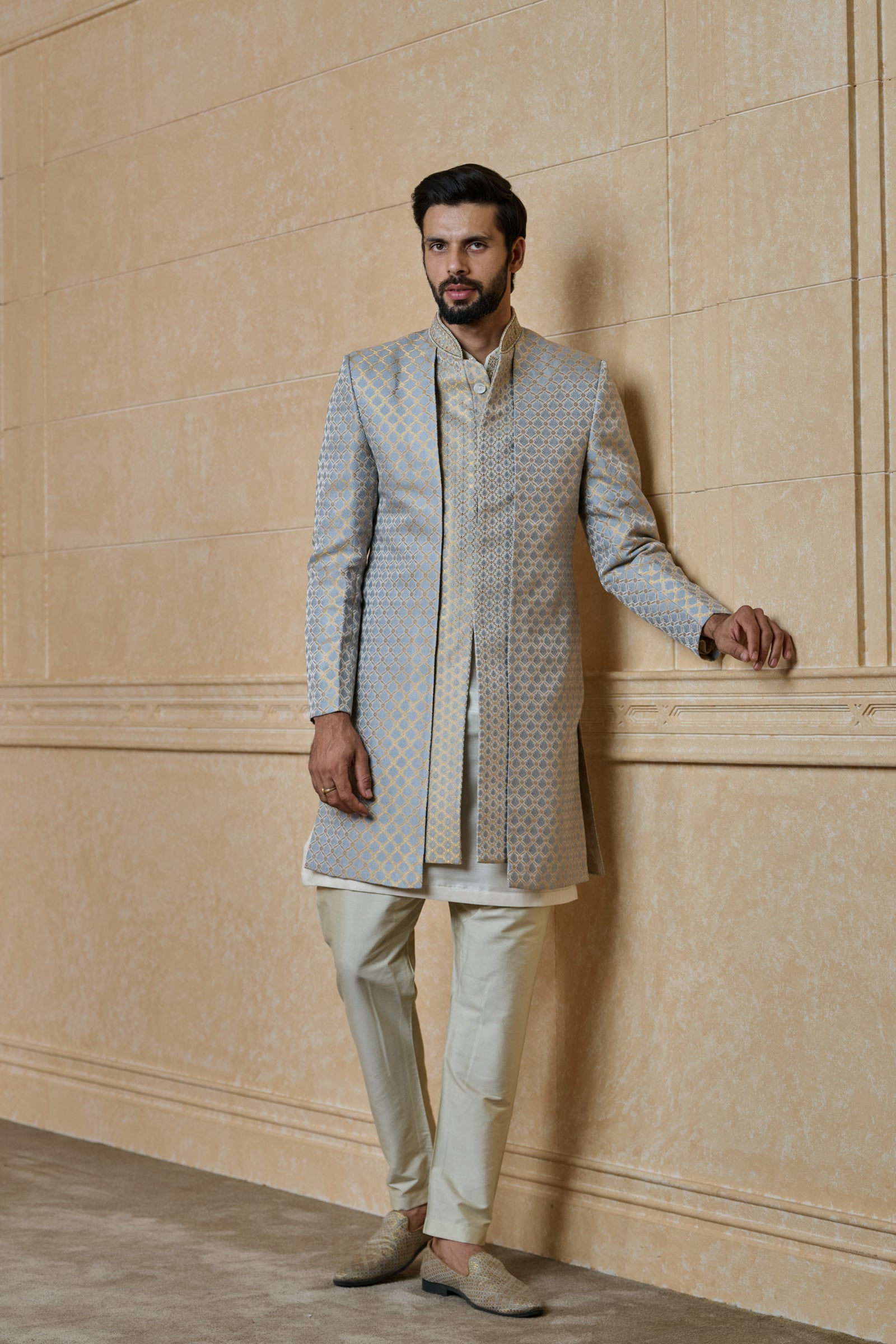 Layered Achkan With Collar Embroidery