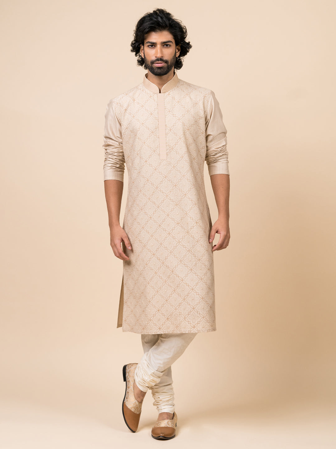 Kurta Set In All Over Kantha Embroidery