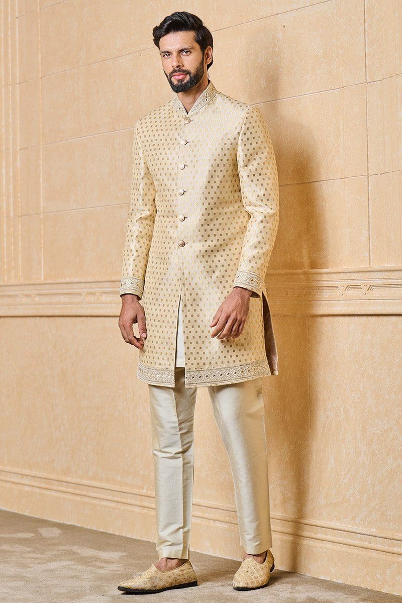 Classic achkan with embroidery details