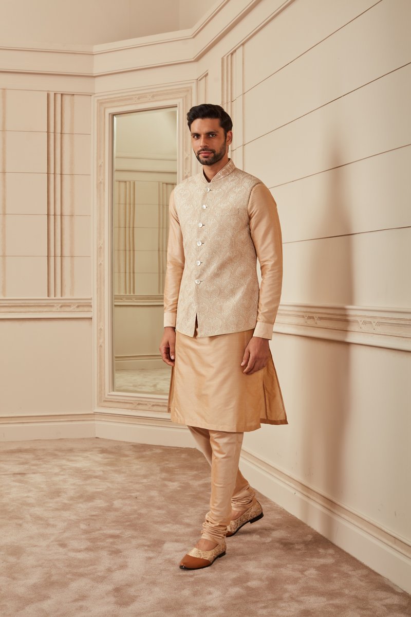 Ivory Bundi