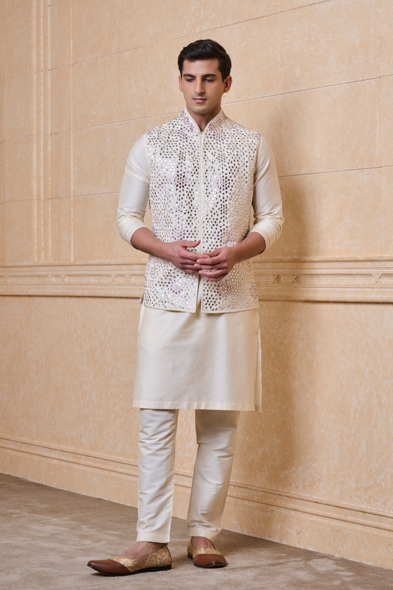 Ivory Patra Embroidered Bundi