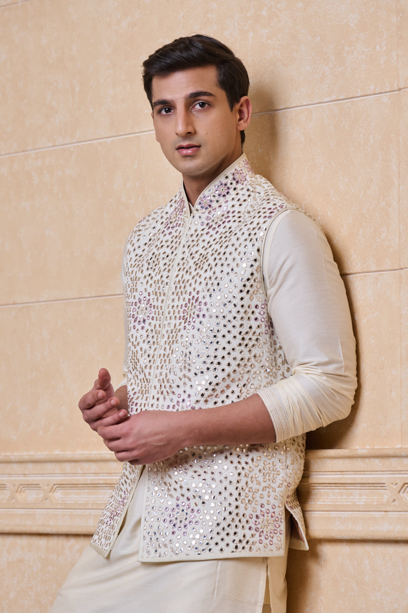Ivory Patra Embroidered Bundi