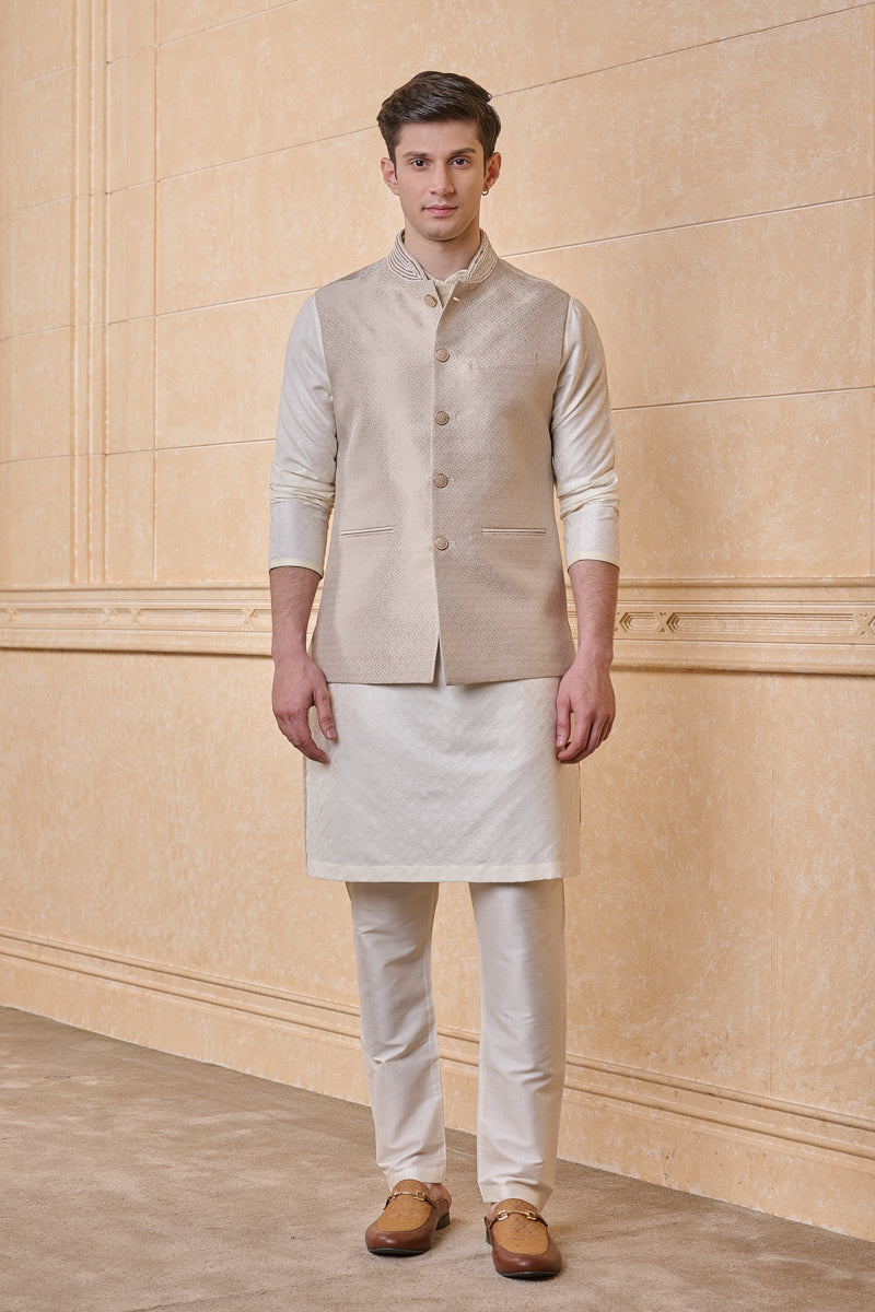 Ivory Brocade Single Bundi