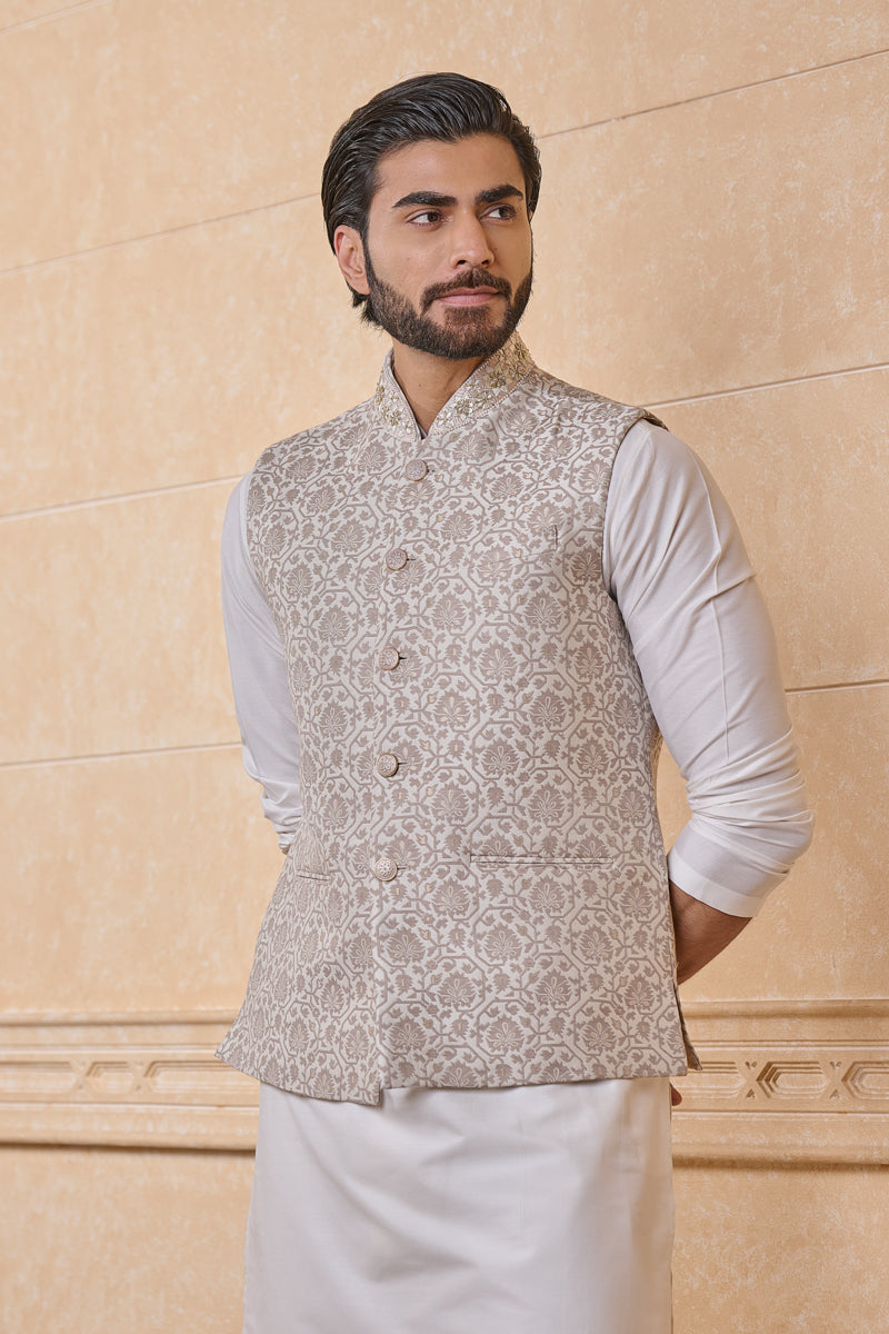 Beige Classic Brocade Bundi