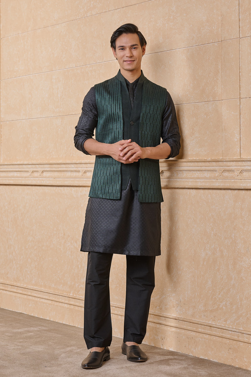 Dark Green Double Panelled Single Bundi