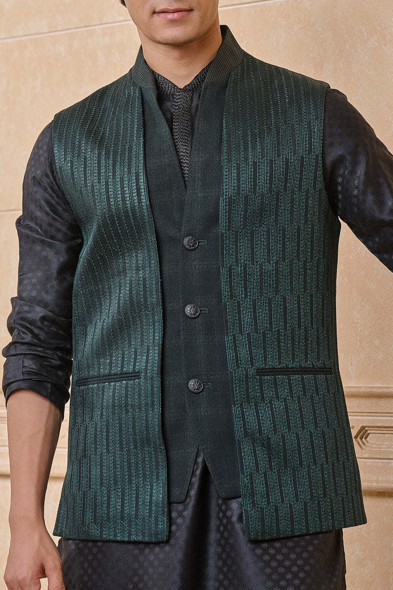Dark Green Double Panelled Single Bundi