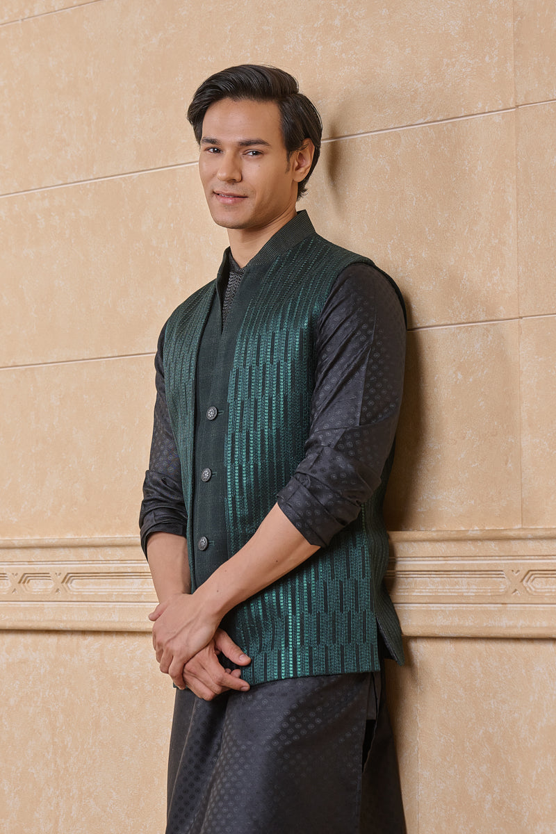Dark Green Double Panelled Single Bundi