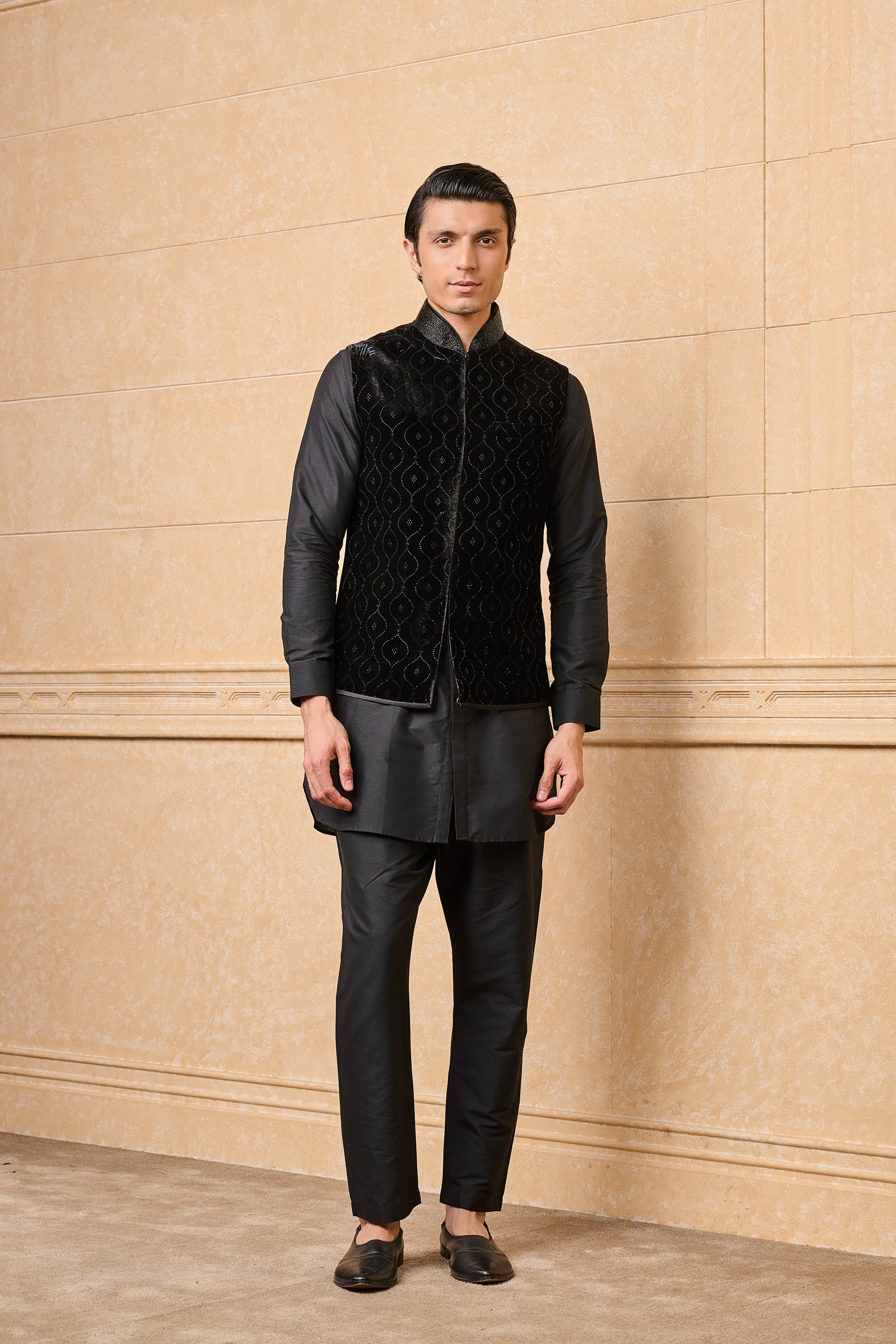 Black Hotfix Embroidered Kurta Bundi Set