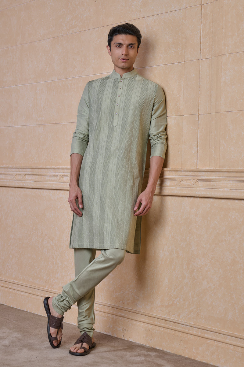 Light Green Kurta Set With Textured Detailing