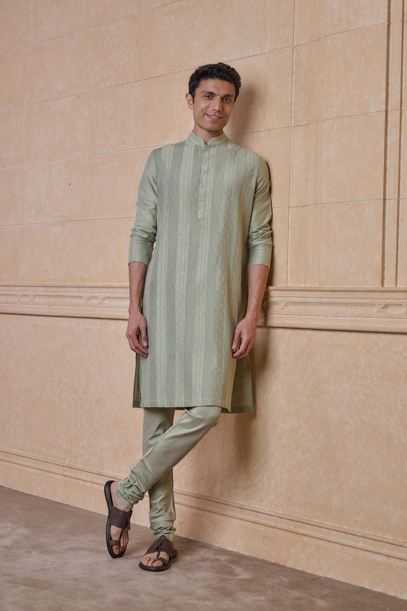 Light Green Kurta Set With Textured Detailing