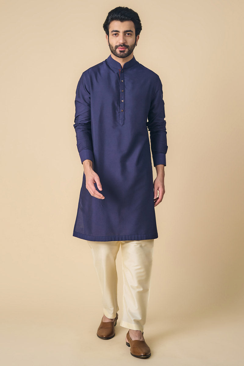 Navy Kurta With Contrast Edge Detailing