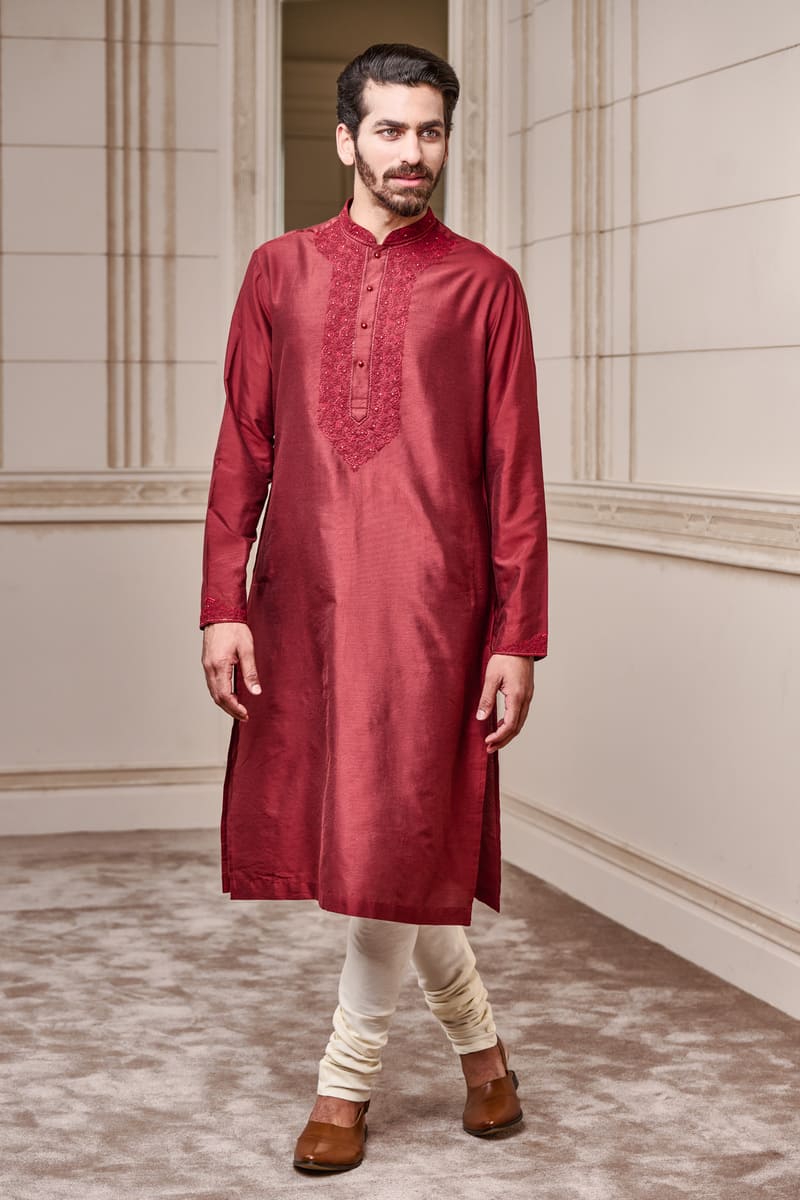 Kurta With Embroidered Neck And Sleeves